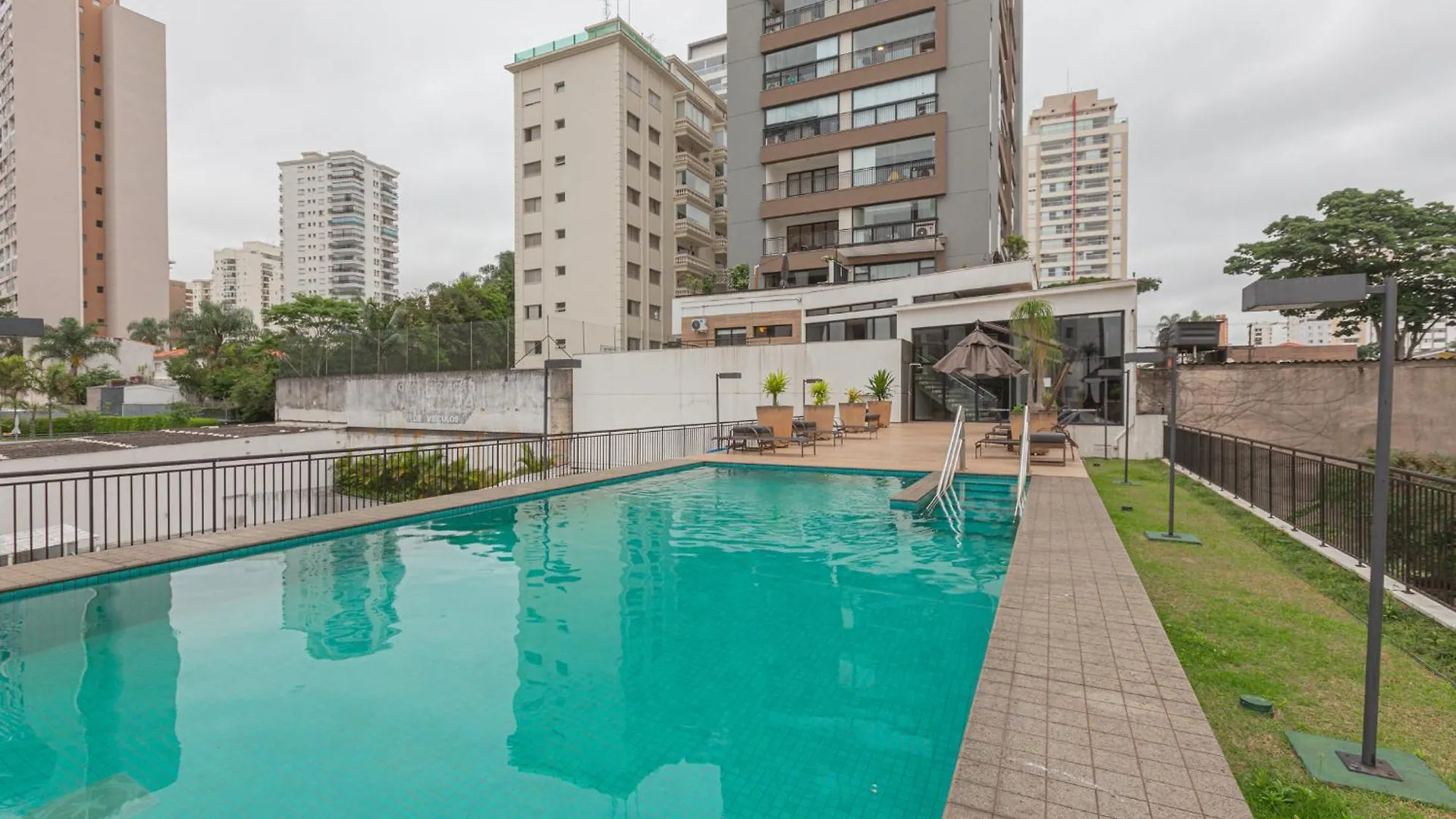 Easy Star - Espacoso Studio Ao Lado Do Aeroporto De Congonhas - Zy01G Sao Paulo